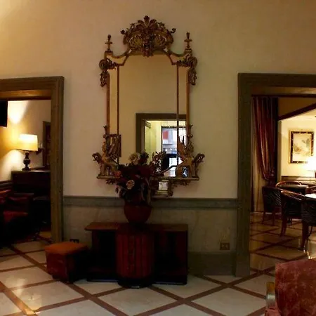 Hotell Grand Olympic Aurum 4*