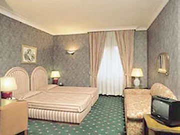 Hotell Grand Olympic Aurum